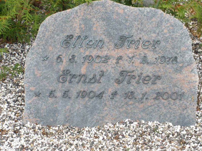 Ernst Trier.JPG